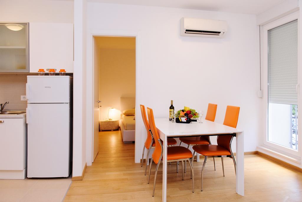 Apartment Marcela With Private Parking Сплит Стая снимка