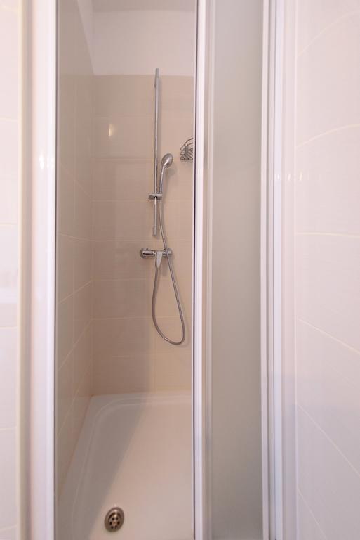 Apartment Marcela With Private Parking Сплит Екстериор снимка