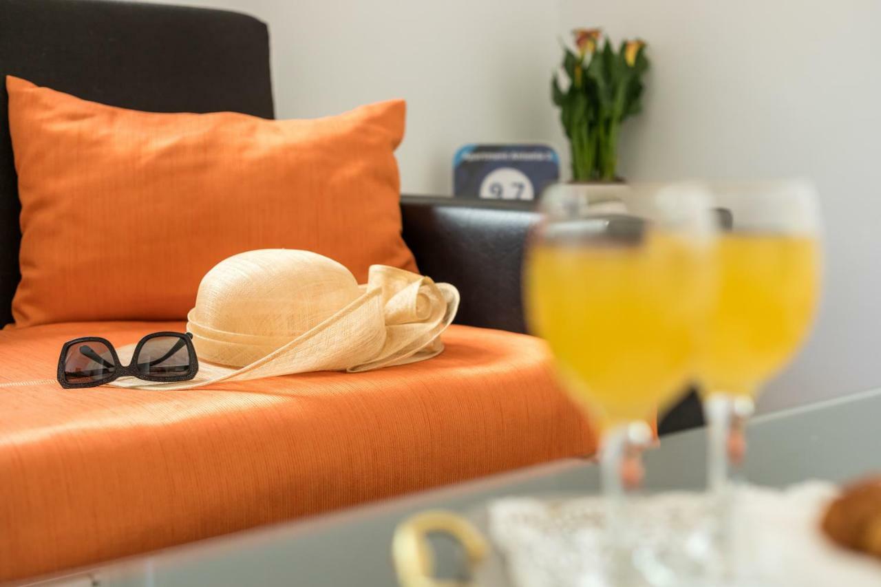 Apartment Marcela With Private Parking Сплит Екстериор снимка
